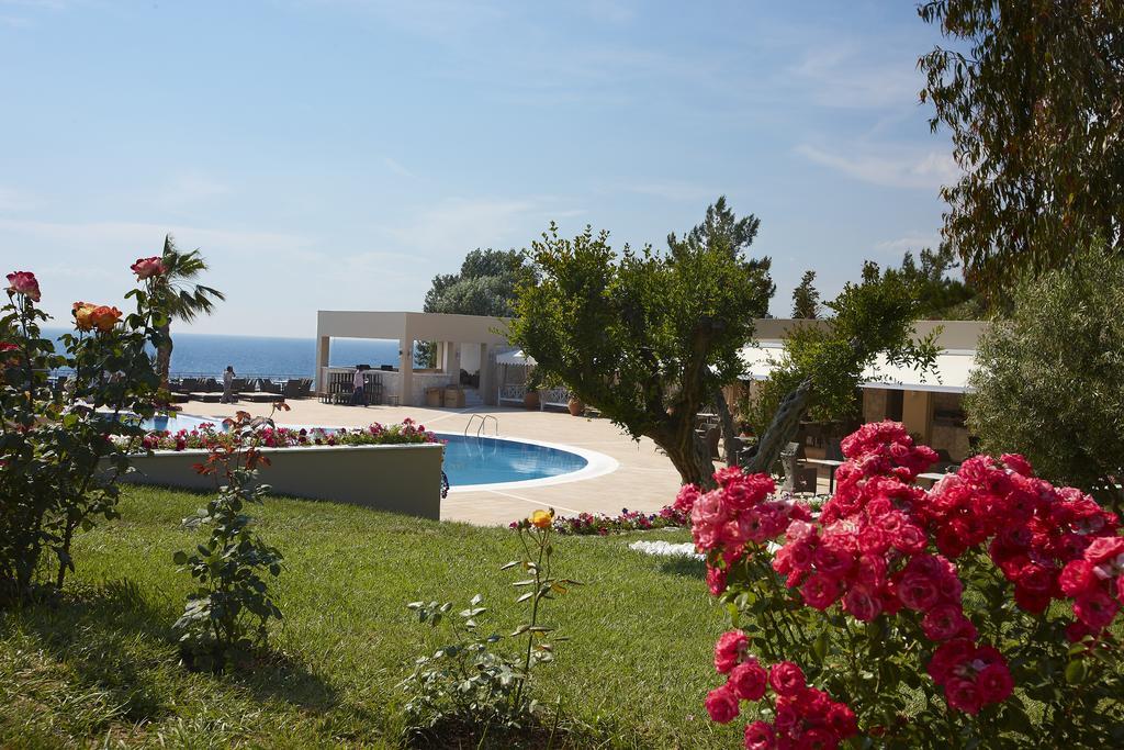 Portes Beach Hotel Nea Poteidaia Exterior foto